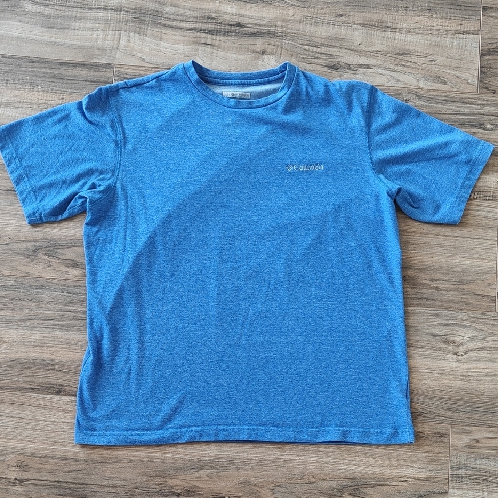 EUC Men's Columbia Omni-Wick T-shirt